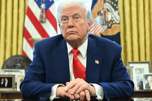 Trump Tariffs Shake Global Markets: Whatβs Next? ππ Trump Tariffs Shake Global Markets: Whatβs Next? ππ