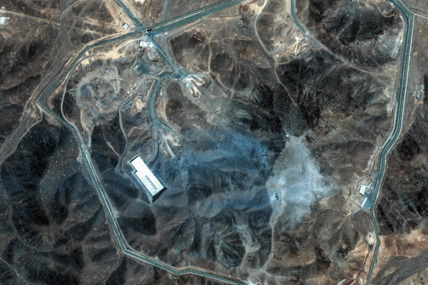 Iran Nuclear Debate Heats Up After U.S. Strikes ๐๐ฅ Iran Nuclear Debate Heats Up After U.S. Strikes ๐๐ฅ