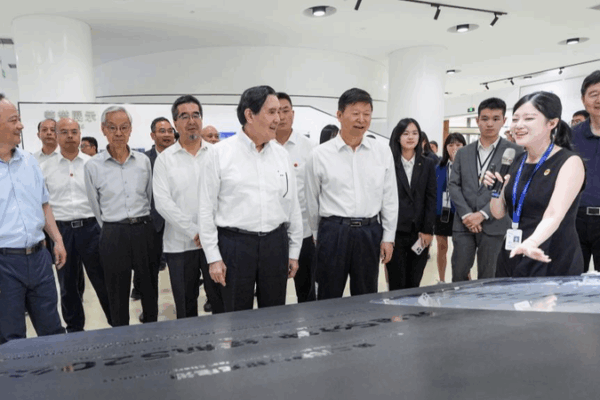 Ma Ying-jeou’s Fujian Visit Bridges Cross-Strait Youth Ties 🌉✨ Ma Ying-jeou's Fujian Visit Bridges Cross-Strait Youth Ties 🌉✨