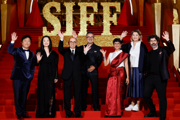 🌟 Golden Goblet Gala Shines at Shanghai Film Fest 🌟 🌟 Golden Goblet Gala Shines at Shanghai Film Fest 🌟