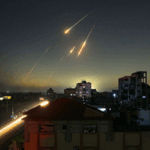 I25RLE98QT3E2RF695YO - 🌍NewspaperAmigo – Your Global News Buddy 🗞️ Iran-Israel Tensions Escalate After Deadly Strikes 🌍💥