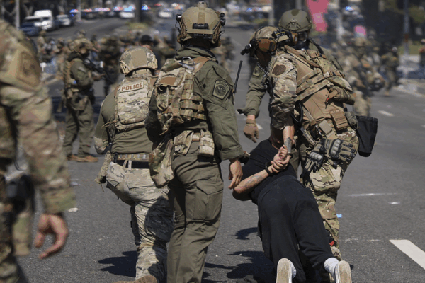 Trump Deploys Troops as LA Immigration Raids Ignite Protests 🚨🇺🇸 Trump Deploys Troops as LA Immigration Raids Ignite Protests 🚨🇺🇸