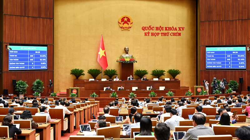 Vietnam Shakes Up Provinces: Major Merger to Boost Efficiency 🏙️💼