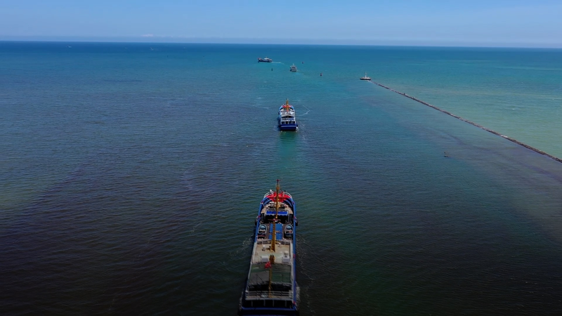 Tanmen Fishermen: Guardians of the South China Sea 🌊🛶 video poster