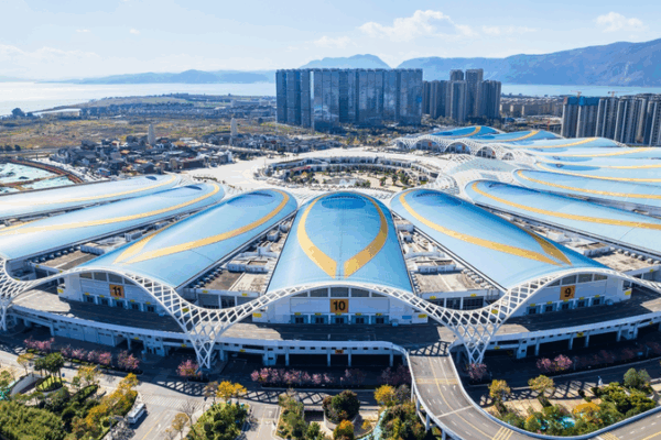 China-South Asia Expo 2024: Boosting Trade & Tech Ties 🌏💼 China-South Asia Expo 2024: Boosting Trade & Tech Ties 🌏💼