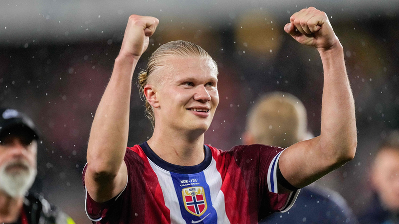 M18S0EZ1GX64BJYFC1TG - 🌍NewspaperAmigo – Your Global News Buddy 🗞️ Haaland Shines as Norway Stuns Italy in World Cup Qualifier ⚽🔥