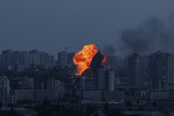 Russia Strikes Ukraine: 6 Dead, 80 Injured in Major Retaliation ๐๐ฅ Russia Strikes Ukraine: 6 Dead, 80 Injured in Major Retaliation ๐๐ฅ
