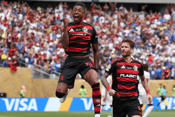 Flamengo Stuns Chelsea 3-1 in Club World Cup Thriller ⚽🔥 Flamengo Stuns Chelsea 3-1 in Club World Cup Thriller ⚽🔥