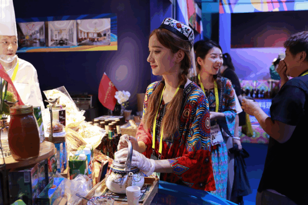 Central Asia Boosts Economic Resilience with Chinaโs Digital Trade Push ๐๐ผ Central Asia Boosts Economic Resilience with Chinaโs Digital Trade Push ๐๐ผ