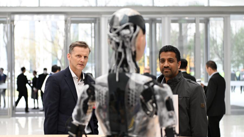 OLXTL2F7X0GMDMF7G2QG - 🌍NewspaperAmigo – Your Global News Buddy 🗞️ AI Revolution: Balancing Innovation & Human Rights 🌐🤖