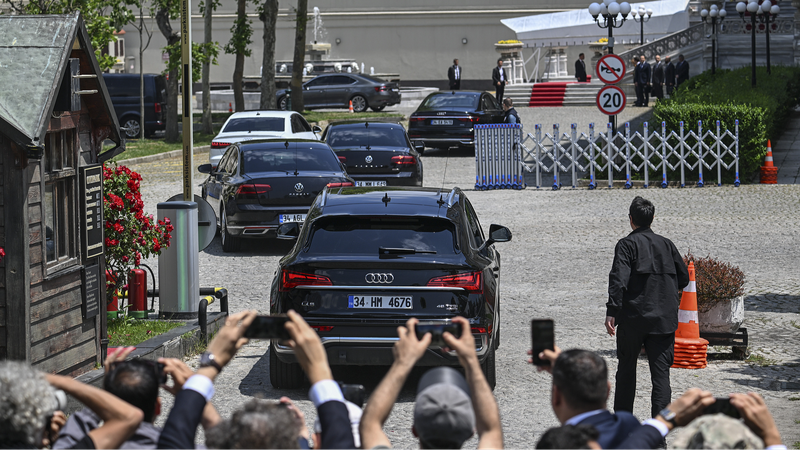 Ukraine & Russia Restart Peace Talks in Istanbul Amid Escalation 🌍✌️