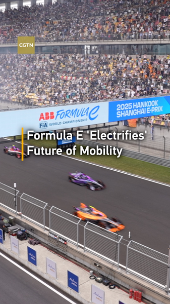 QQL54UYWABAN98NNOR2I - 🌍NewspaperAmigo – Your Global News Buddy 🗞️ Formula E Revs Up Shanghai with High-Speed Electric Racing 🌍⚡ video poster