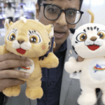 R2AZK3UXPHFH5FON322R - 🌍NewspaperAmigo – Your Global News Buddy 🗞️ 🇨🇳🇿🇦 Explore Africa in China: A 60-Second Market Adventure! video poster