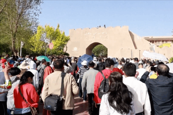 Xinjiang Emerges as Global Travel Hotspot ๐โจ Xinjiang Emerges as Global Travel Hotspot ๐โจ video poster