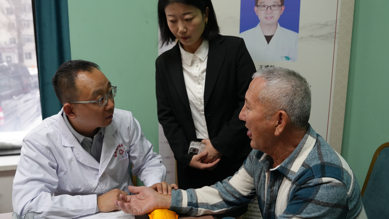 SAA7O4PVVWNX1UEC2HJ9 - 🌍NewspaperAmigo – Your Global News Buddy 🗞️ China & Central Asia Boost Health Ties 🌏🏥