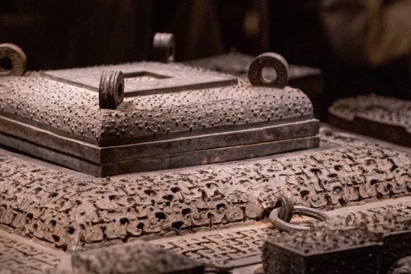 Ancient Chinese ‘Fridge’ Revealed: How Warring States Nobles Stayed Cool 🧊🍷 Ancient Chinese 'Fridge' Revealed: How Warring States Nobles Stayed Cool 🧊🍷