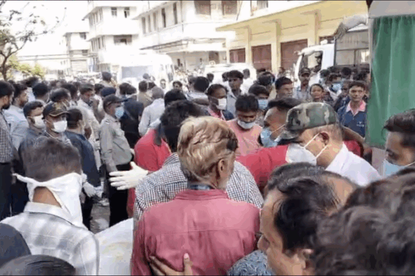 Air India Crash: Rescue Efforts Captured in Gujarat Tragedy ✈️💔 Air India Crash: Rescue Efforts Captured in Gujarat Tragedy ✈️💔 video poster
