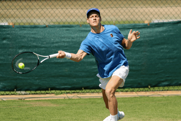 Wimbledon 2024: Top Seeds Clash for Glory 🌱🎾 Wimbledon 2024: Top Seeds Clash for Glory 🌱🎾