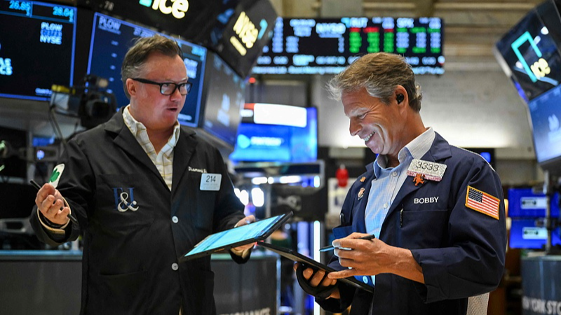 📈 U.S. Stocks Rally as China-U.S. Trade Talks Fuel Optimism