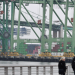 US_Economy_Faces_Perfect_Storm__Tariffs__Inflation__and_Geopolitical_Risks - 🌍NewspaperAmigo – Your Global News Buddy 🗞️ US_Economy_Faces_Perfect_Storm__Tariffs__Inflation__and_Geopolitical_Risks