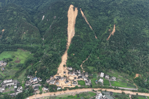 Typhoon Wutip Hits Guangdong: 57 Rescued Thanks to Swift Evacuation ๐๐ Typhoon Wutip Hits Guangdong: 57 Rescued Thanks to Swift Evacuation ๐๐
