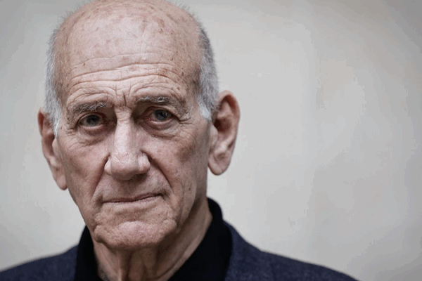 Ex-Israeli PM Urges Trump to Halt Gaza War: ‘Enough is Enough’ 🕊️ Ex-Israeli PM Urges Trump to Halt Gaza War: 'Enough is Enough' 🕊️