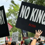 Y0BI24UIVKFIXRXUXBHR - 🌍NewspaperAmigo – Your Global News Buddy 🗞️ Trump’s Military Parade Sparks Nationwide Protests 🎉✊