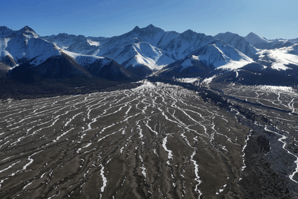 🌊 Chinese Team Unveils Key Tianshan Water Data for Central Asia 🌊 Chinese Team Unveils Key Tianshan Water Data for Central Asia