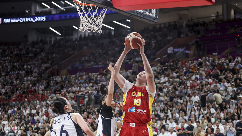 🇨🇳 China's Twin Towers Dominate in FIBA Asia Cup Win Over South Korea 🏀