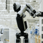 5PFYB5PFD5SVU84OPT13 - 🌍NewspaperAmigo – Your Global News Buddy 🗞️ China Debuts Self-Charging Humanoid Robot 🤖⚡ video poster