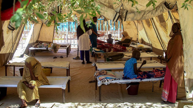 6536XLOW1DGT5MWQDICR - 🌍NewspaperAmigo – Your Global News Buddy 🗞️ Sudan's Cholera Crisis: Over 2,300 Lives Lost Amid Conflict & Floods 🌍💔