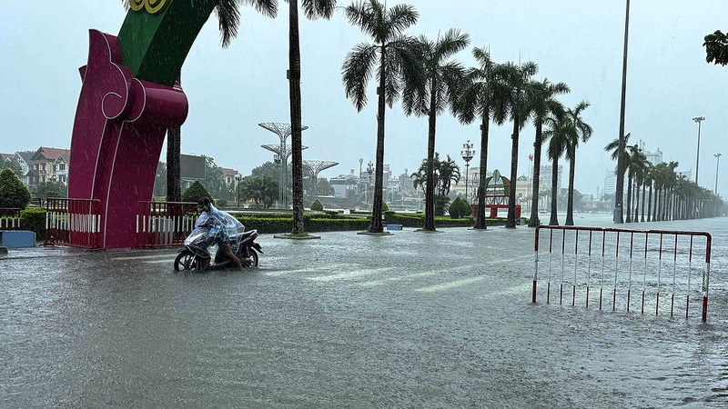 Typhoon Wipha Batters Central Vietnam 🌪️: Floods, Landslides Reported Typhoon Wipha Batters Central Vietnam 🌪️: Floods, Landslides Reported
