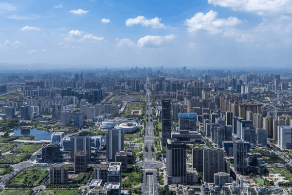 China’s ‘De-Involution’ Strategy: Game Theory Meets Economic Revival 🎯💡 China's 'De-Involution' Strategy: Game Theory Meets Economic Revival 🎯💡