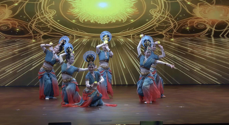 Cross-Strait Youth Unite in Zhuhai Summer Camp 🌉✨ video poster