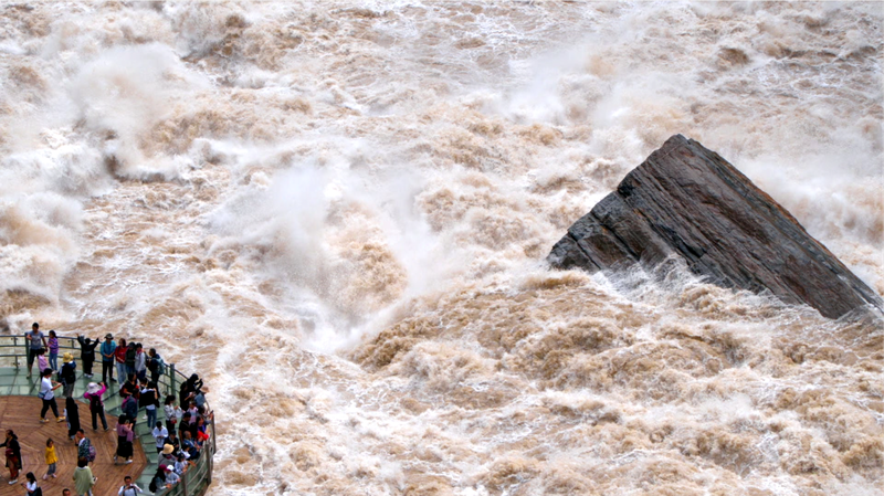🌄 Escape the Heat: Tiger Leaping Gorge’s Summer Adventure Awaits! 🌄 Escape the Heat: Tiger Leaping Gorge’s Summer Adventure Awaits!