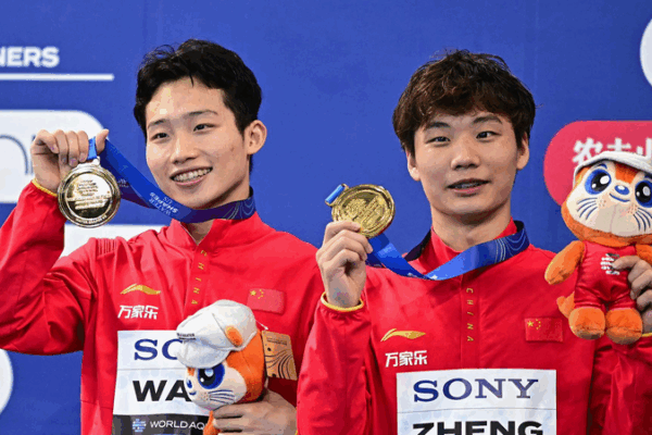 π¨π³ Chinese Divers Dominate World Championships with Double Gold Haul π
π¨π³ Chinese Divers Dominate World Championships with Double Gold Haul π