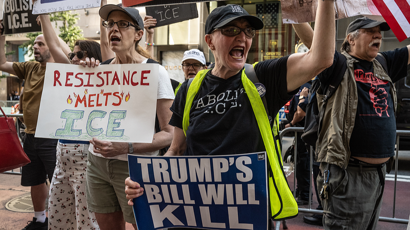 🇺🇸 America's July 4th Chaos: Disasters & Protests Overshadow Celebrations 🌪️✊