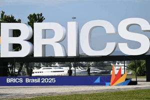 Chinese Expert Claps Back at Trump’s BRICS ‘Anti-American’ Claim 🌍✊