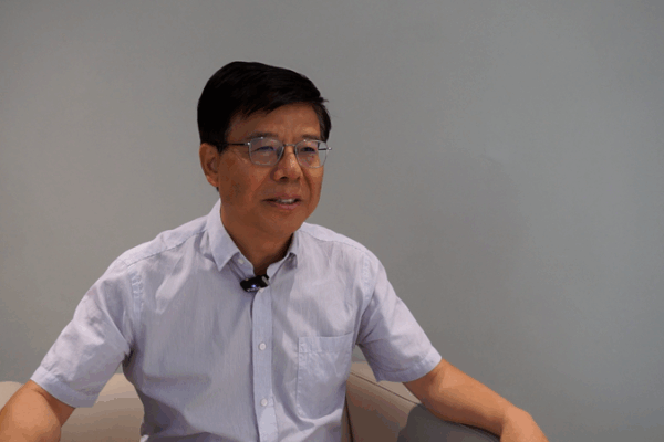 China Seizes AI Edge as U.S. Tech Strategy Wavers, Expert Says China_Seizes_AI_Edge_as_U_S__Tech_Strategy_Wavers__Expert_Says video poster