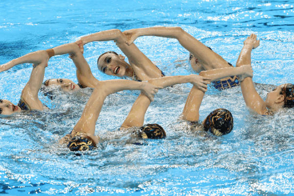 China Dominates Artistic Swimming with Historic Gold Sweep ๐
๐ง China Dominates Artistic Swimming with Historic Gold Sweep ๐
๐ง