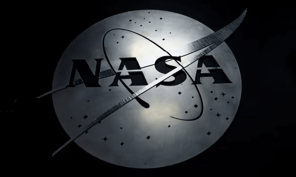 NASA Shake-Up: Over 2,000 Senior Staff Exit Amid Budget Cuts 🚀💼 NASA Shake-Up: Over 2,000 Senior Staff Exit Amid Budget Cuts 🚀💼