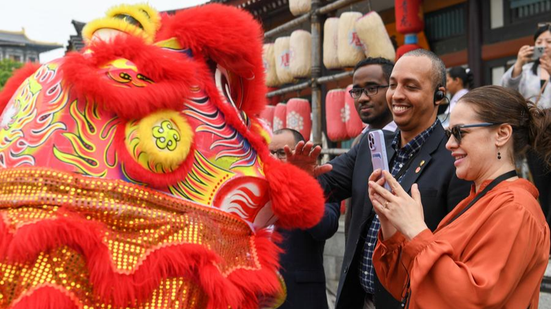 F1BYGKD6UUIXMBJM8KIP - 🌍NewspaperAmigo – Your Global News Buddy 🗞️ China & Latin America Forge New Human Rights Dialogue 🌍✨