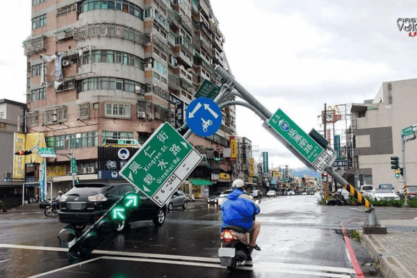 Taiwan Leader Lai Under Fire as Typhoon Response Clashes with Unity Claims 🌪️💬 Taiwan Leader Lai Under Fire as Typhoon Response Clashes with Unity Claims 🌪️💬