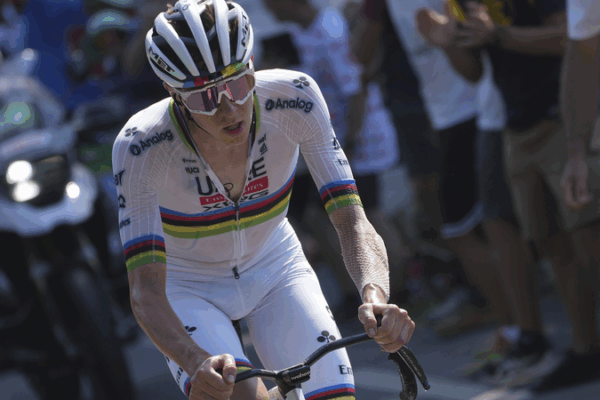 Pogacar Dominates Tour de France Mountain Stage 🚵♂️🔥 Pogacar Dominates Tour de France Mountain Stage 🚵♂️🔥
