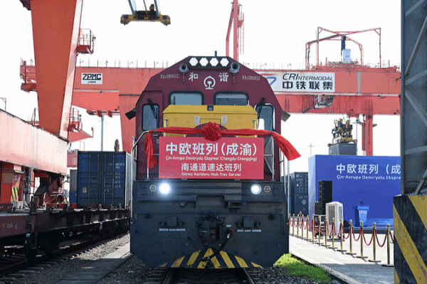 China & EU Forge Climate Pact Amid Global Shifts ๐๐ค China & EU Forge Climate Pact Amid Global Shifts ๐๐ค