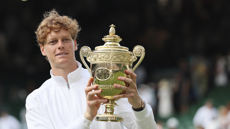 Sinner Stuns Alcaraz to Claim First Wimbledon Title 🎾🏆 Sinner Stuns Alcaraz to Claim First Wimbledon Title 🎾🏆