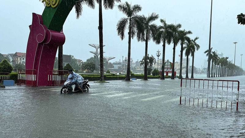 Storm Wipha Ravages Vietnam: 3 Dead, 100K Displaced 🌪️ Storm Wipha Ravages Vietnam: 3 Dead, 100K Displaced 🌪️