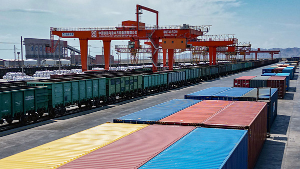 Xinjiang Railway Ports Hit 10K China-Europe Freight Trains in 2025 🚂🌍 Xinjiang Railway Ports Hit 10K China-Europe Freight Trains in 2025 🚂🌍