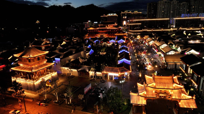 🌃✨ Ancient Town Night Market Lights Up Zhejiang! 🌃✨ Ancient Town Night Market Lights Up Zhejiang!