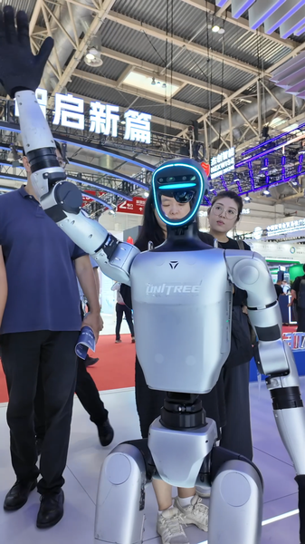 🤖✨ Robots Rule 2025 China Supply Chain Expo: Doggos, Drones & More! 🤖✨ Robots Rule 2025 China Supply Chain Expo: Doggos, Drones & More! video poster